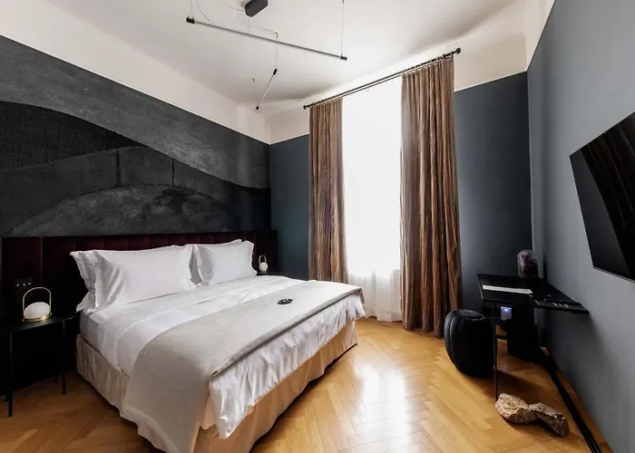 Hotel Zola - Palais De Boheme Adults Only