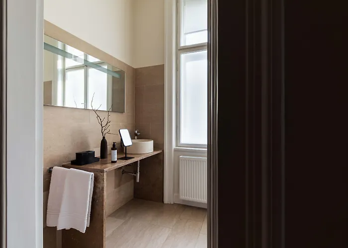 Hotel Zola - Palais De Boheme Adults Only